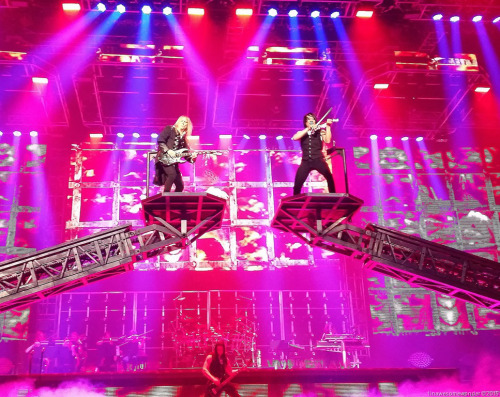 Chris-and-Roddy-elevate-NH112815.jpg