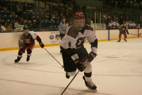 Dylan Hyers makes a play in his own defensive end. (C) 1inawesomewonder. (Photo by Charron)