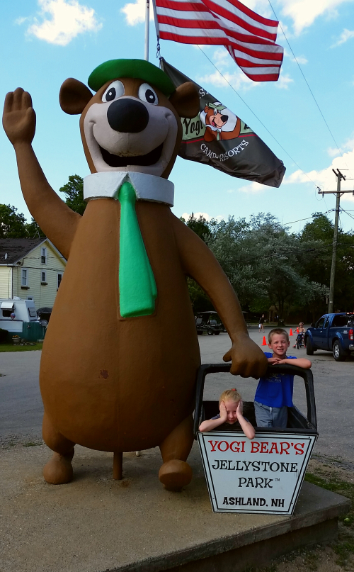 Theodore and Jacqueline took a photo opp with Yogi. (C) 1inawesomewonder.