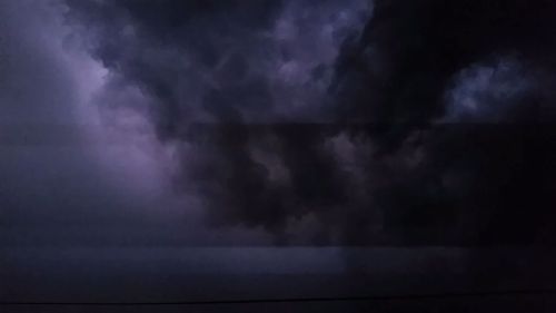 Clouds can't quite conceal the glow. (C) 1inawesomewonder.