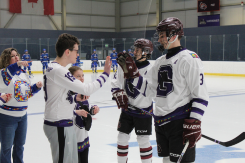 Goffstown Hockey Brings Community Together